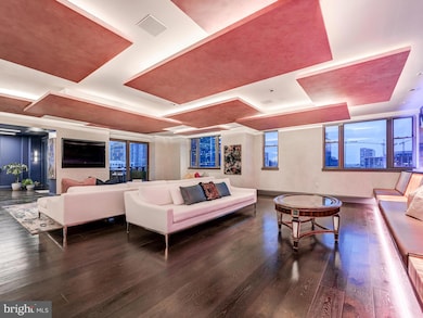 The Ritz-Carlton Residences, Baltimore, MD 21230 - photo 6