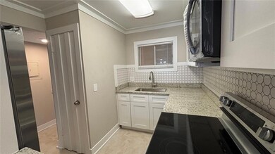 2763 Woodgate Ln unit 210, Sarasota, FL 34231 - photo 6