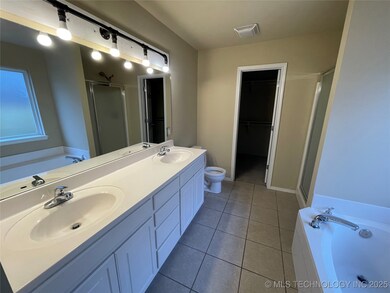 20463 E 46th St S, Broken Arrow, OK 74014 - photo 6