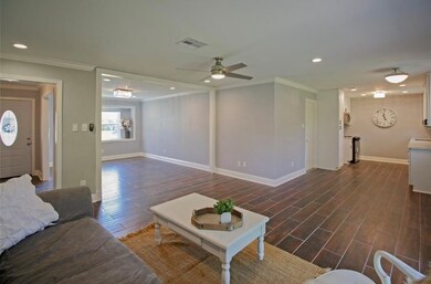 6002 Duxbury St, Houston, TX 77035 - photo 6