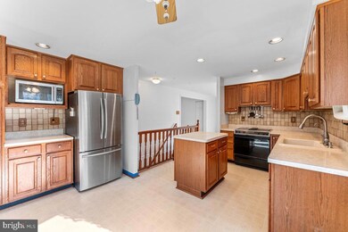 6600 Wilson Rd, Friendship, MD 20758 - photo 6