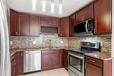 65 Commons Dr unit 410, Shrewsbury, MA 01545 - photo 4