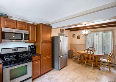 33 Fairfax Ave, Schenectady, NY 12304 - photo 5