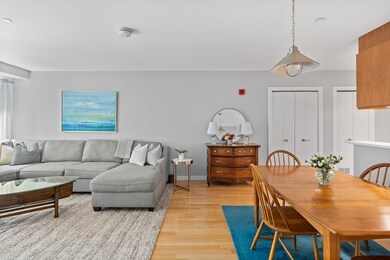Folio Boston unit 902, Boston, MA 02110 - photo 3