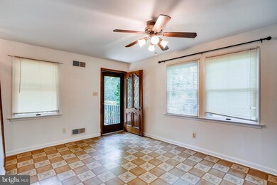 6703 Brooklyn Bridge Rd unit A, Laurel, MD 20707 - photo 6