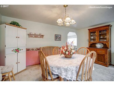 624 S Oak Place, Canby, OR 97013 - photo 5