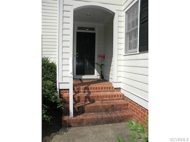 front covered doorway