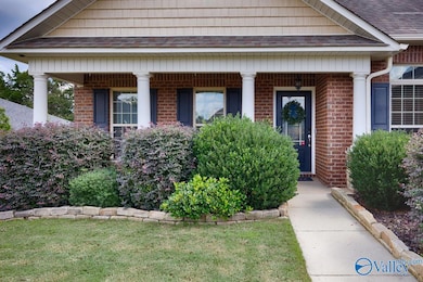 213 Somer Bridge Dr, Huntsville, AL 35811 - photo 2