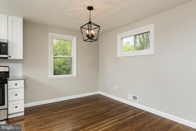 200 Brookside Dr, Catonsville, MD 21228 - photo 5