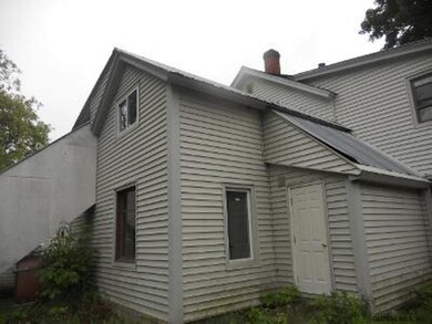 10 Bleeker St, Corinth, NY 12822 - photo 2