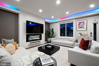 1121 Earl St, Philadelphia, PA 19125 - photo 4