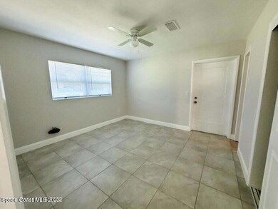 421 Mendel Ln, Titusville, FL 32796 - photo 6