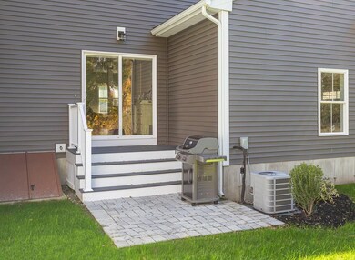 250 Main St unit B, Medway, MA 02053 - photo 6