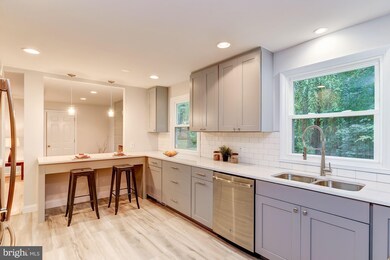 2209 Forest Ridge Rd, Lutherville Timonium, MD 21093 - photo 7