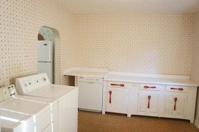 Laundry Room 1