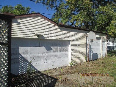 Three car garage