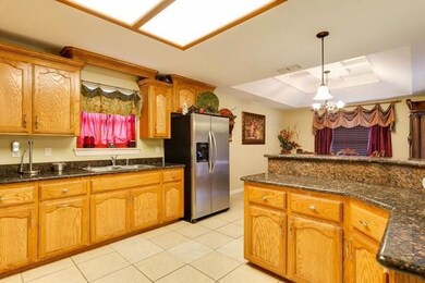 904 E Diaz Cir, Pharr, TX 78577 - photo 5