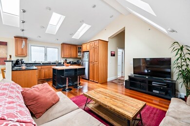 210 Willow Ave unit 3, Somerville, MA 02144 - photo 3