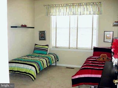 22745 Settlers Trail Terrace unit 15D, Ashburn, VA 20148 - photo 3