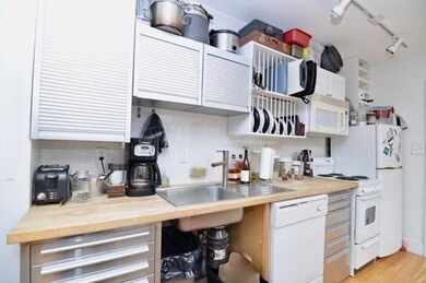 3 Charles St unit 7, Boston, MA 02122 - photo 6