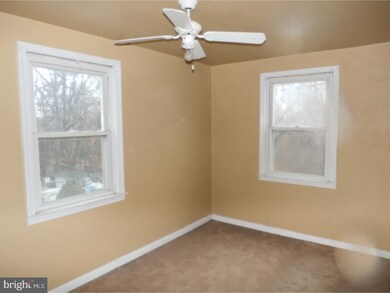 417 S 2nd St, Darby, PA 19023 - photo 7