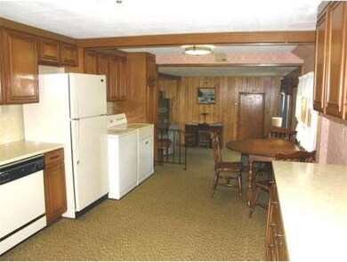 66 E Myrtle St, Orange, MA 01364 - photo 4