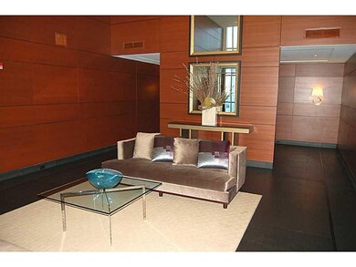 Entry/Foyer.