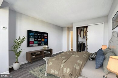 Westlake Towers unit 1410, Bethesda, MD 20817 - photo 2