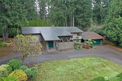 13392 Hidden Cove Ln NE, Bainbridge Island, WA 98110 - photo 3