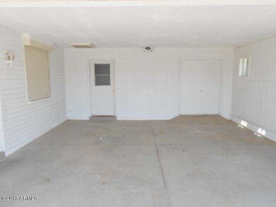 023-105132 Front Car Port