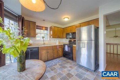 2460 Whitney Ct, Charlottesville, VA 22911 - photo 3