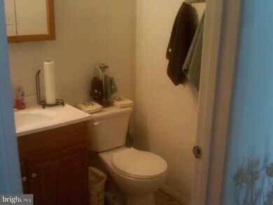 7919 Casa Grande Place unit 122B, Alexandria, VA 22309 - photo 6