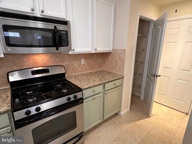 23201 Observation Dr, Clarksburg, MD 20871 - photo 3