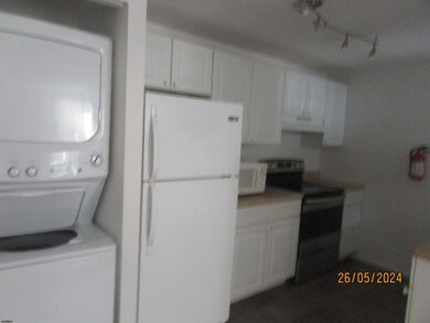 229 Meadow Ridge Rd unit 2, Galloway, NJ 08205 - photo 5
