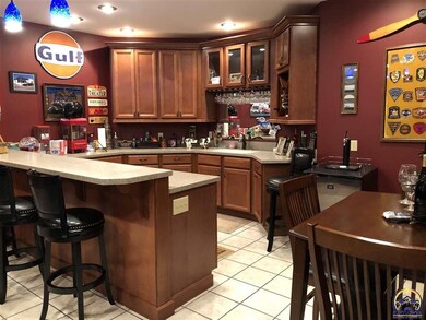 7904 SW 29th St, Topeka, KS 66614 - photo 6