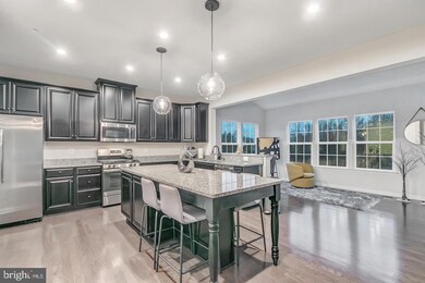 3004 Presidential Golf Dr, Upper Marlboro, MD 20774 - photo 5