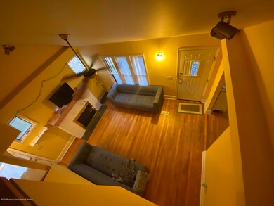 208 Woodcrest Rd, Oakhurst, NJ 07755 - photo 4