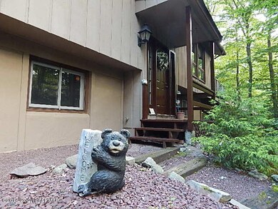 2431 Overlook Ln, Pocono Pines, PA 18350 - photo 3