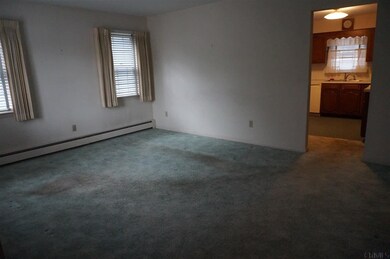 212 N Ten Broeck St, Schenectady, NY 12302 - photo 5