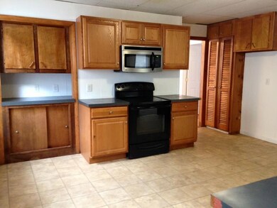 95 Oakland Ave, Providence, RI 02908 - photo 2