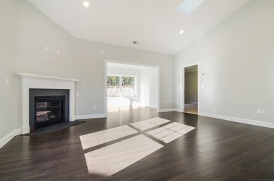 95 Rogerson Crossing unit 20, Uxbridge, MA 01569 - photo 5