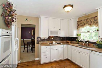 7708 Millstone Ct, Ellicott City, MD 21043 - photo 4