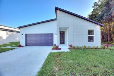 317 Royal Palm Way, Winter Haven, FL 33881 - photo 2