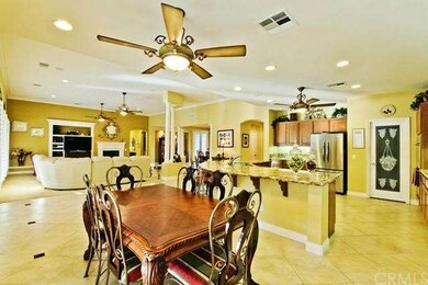 Casual dining area in kitchen, large breakfast bar