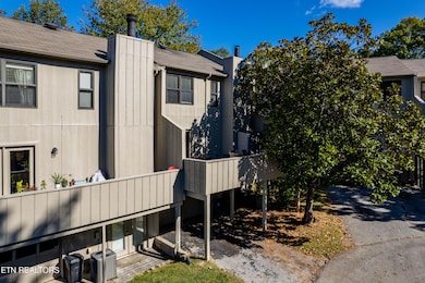 8703OldeColonyTrail#39-42