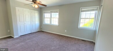 2523 Windbreak Dr, Alexandria, VA 22306 - photo 4