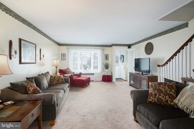 3314 Sheffield St, Philadelphia, PA 19136 - photo 6