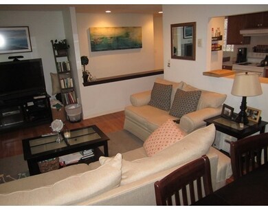 16 Parmenter St unit 4L, Boston, MA 02113 - photo 3