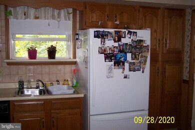 243 Franklin St, Tamaqua, PA 18252 - photo 5