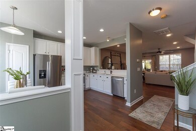 14 Sikes Cir, Mauldin, SC 29662 - photo 2